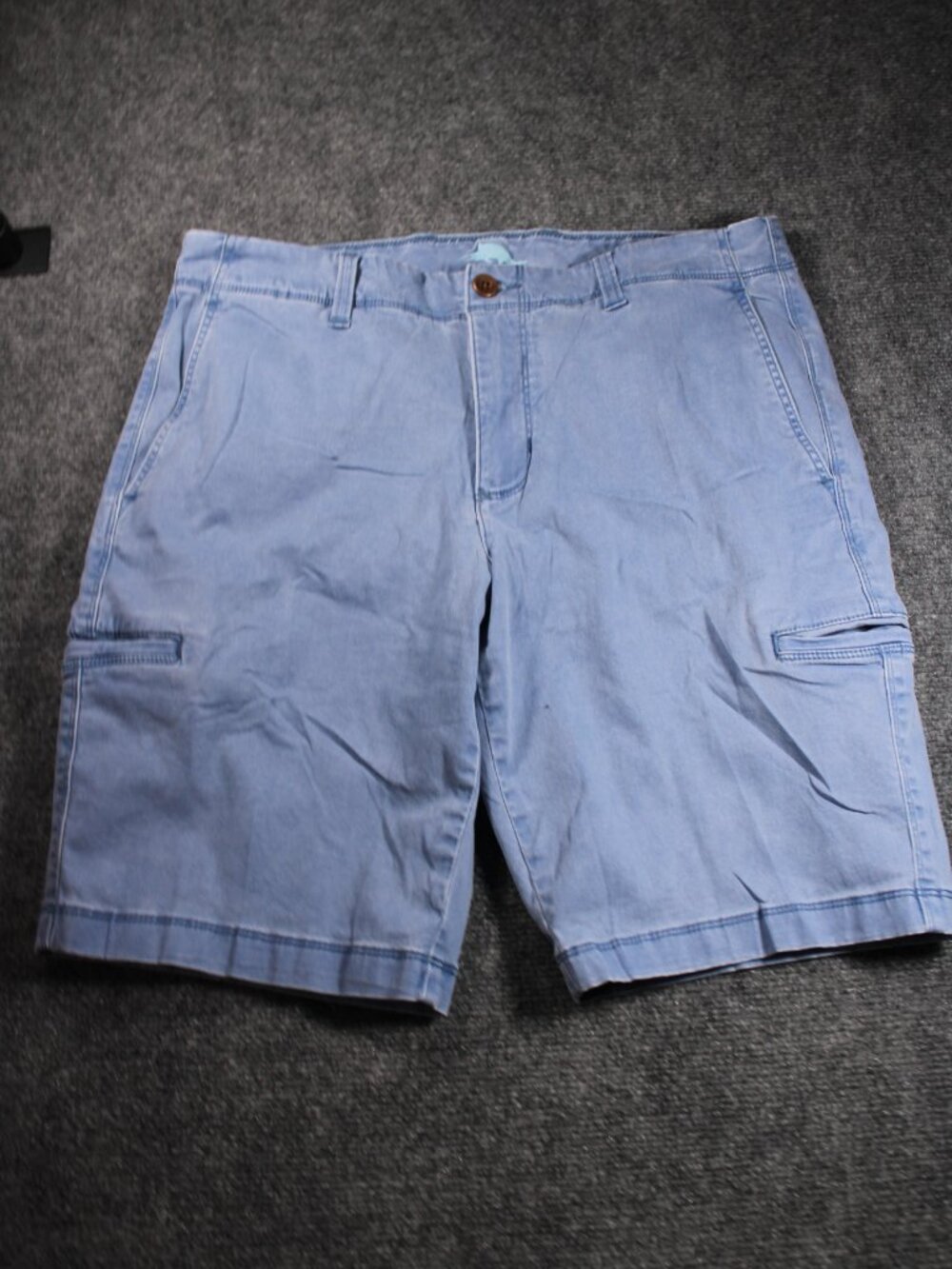 Tommy Bahama Men's Shorts Size 33x10 Faded Blue Cotton Tencel Spandex